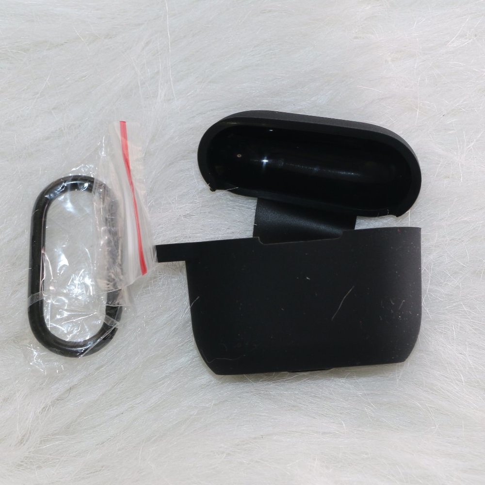 Airspo Airpod 3 Case Cover with Carabiner - Silicone, All Black, NWT